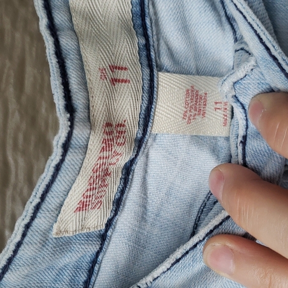 Mossimo LIGHT WASH back flap pocket short shorts 11 - Picture 5 of 8